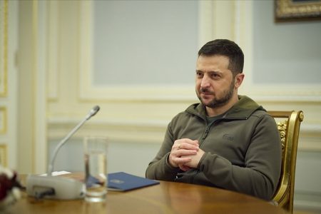 زيلينسكي يصادق على قرار بفرض عقوبات على رئيس النظام السوري الأسد