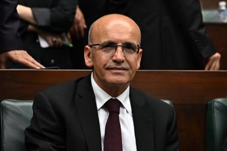 وزير المالية التركي شيمشك: سياساتنا الاقتصادية تهدف إلى استقرار الأسعار