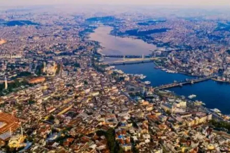 ما أسباب انخفاض عدد السكان في إسطنبول للمرة الثانية في تاريخ تركيا الحديثة؟