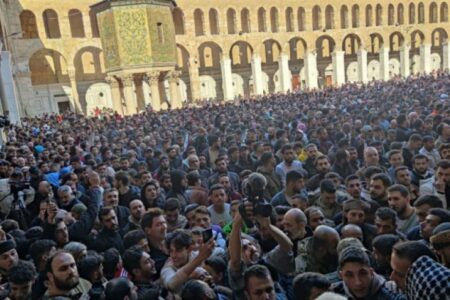 مأساة المسجد الأموي.. وفاة نساء وإصابة أطفال في تدافع وليمة دعا لها طباخ!
